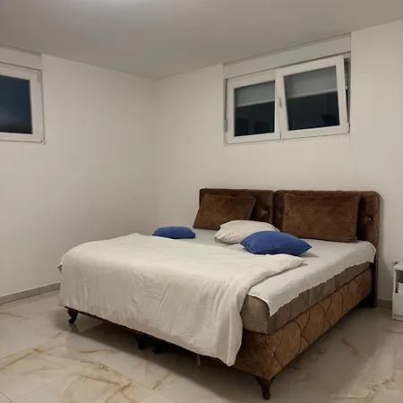 Atina Premium דירה *