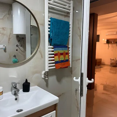 דירה Atina Premium